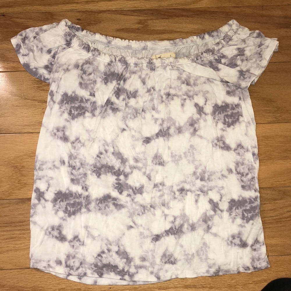 Off the Shoulder Top-Hollister